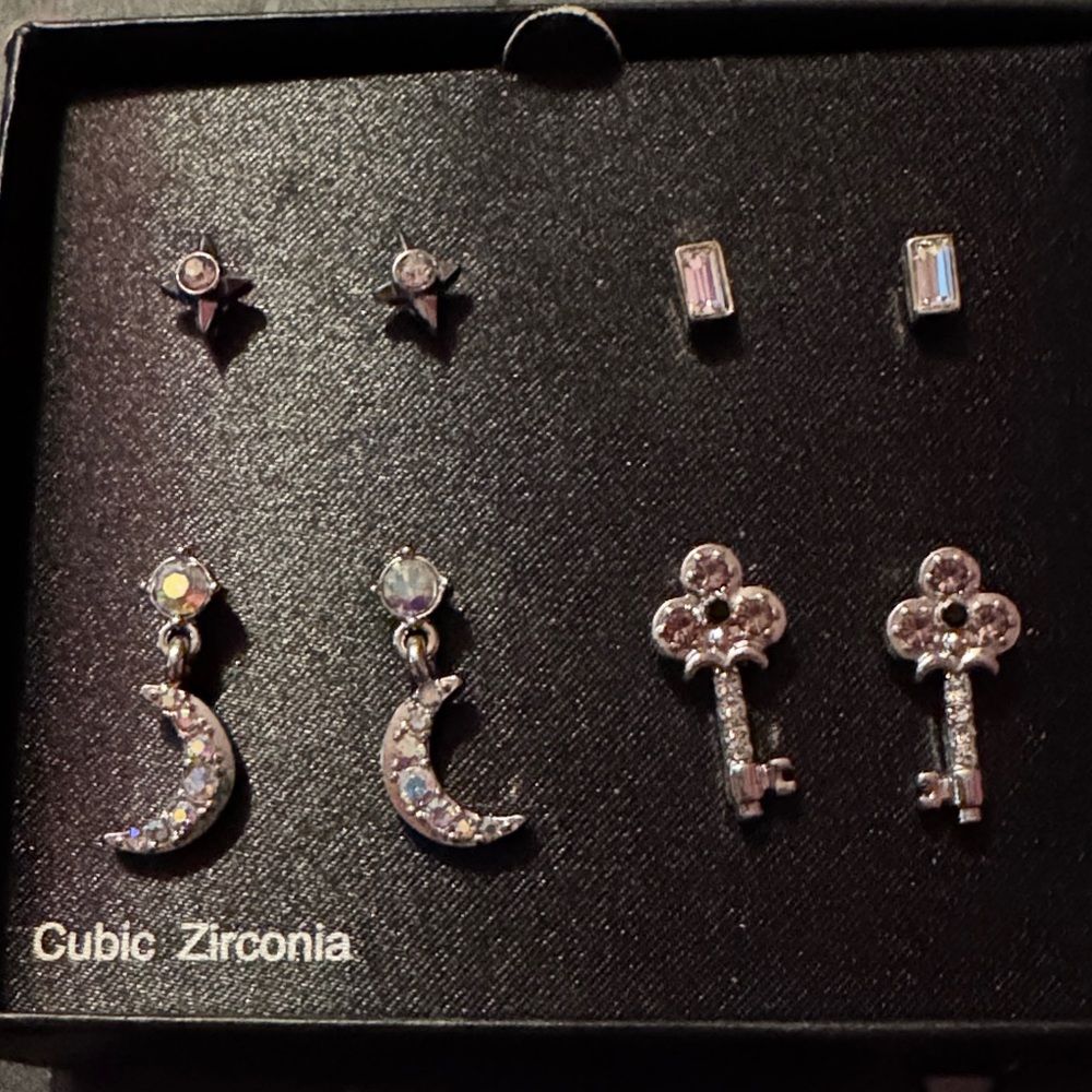Silver Earring Set Fashion Jewelry Crystal Stars & Moon Purple Key to my Heart